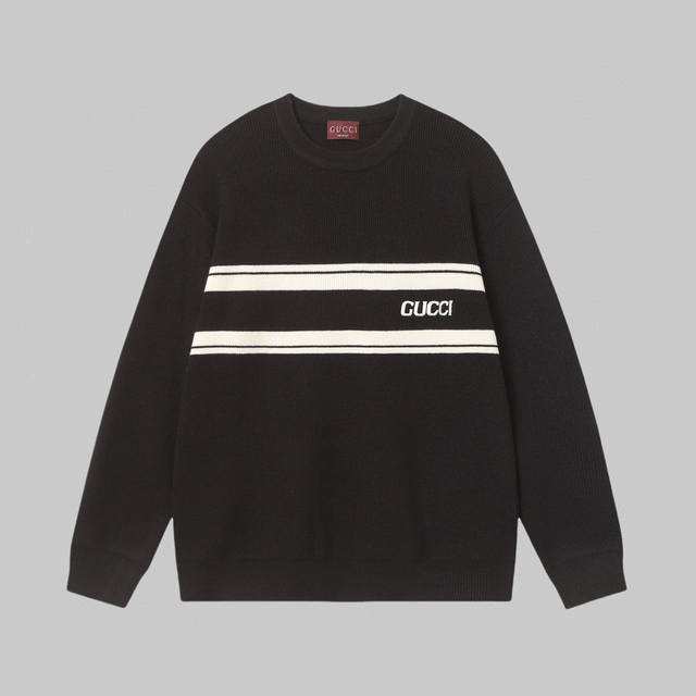 High-quality Gucci unisex striped colorblock sweater. The logo showcases a uniq