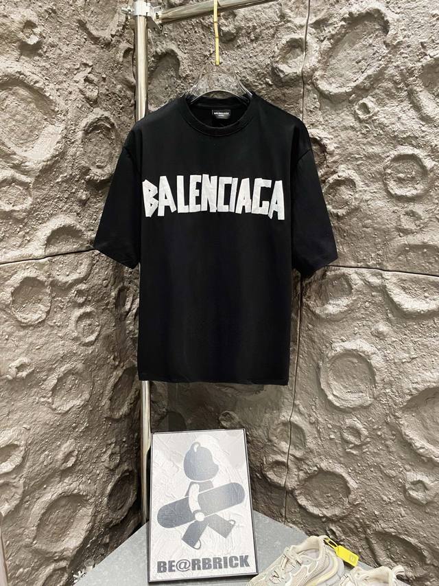 100% cotton double yarn, 330g Premium version. Official Balenci*Ga Paris qualit