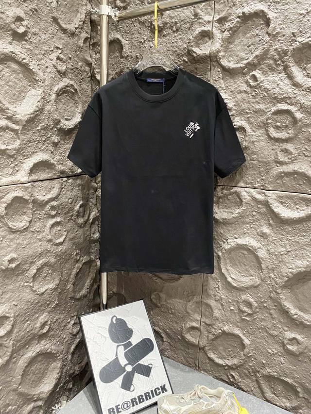 100% cotton double yarn, 330g Louis Vuitto* new short-sleeved T-shirt with embr