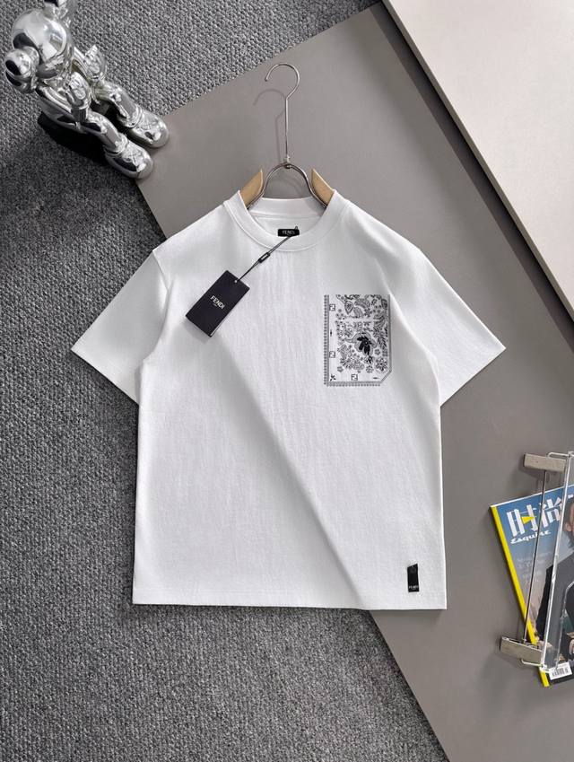 Fendi 2025 new men's round neck short-sleeved T-shirt high version high quality