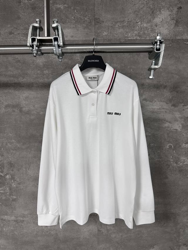 Miumiu Miu Miu 25Ss contrast lapel, embroidered chest logo, round neck, preppy s