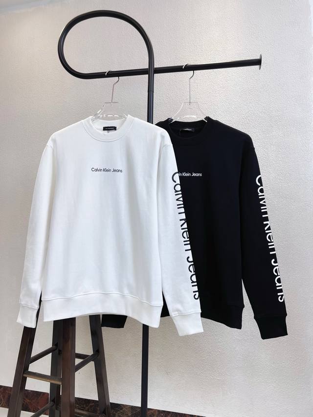 Style number Xb145 Black and white Ck classic logo letter arm print round neck