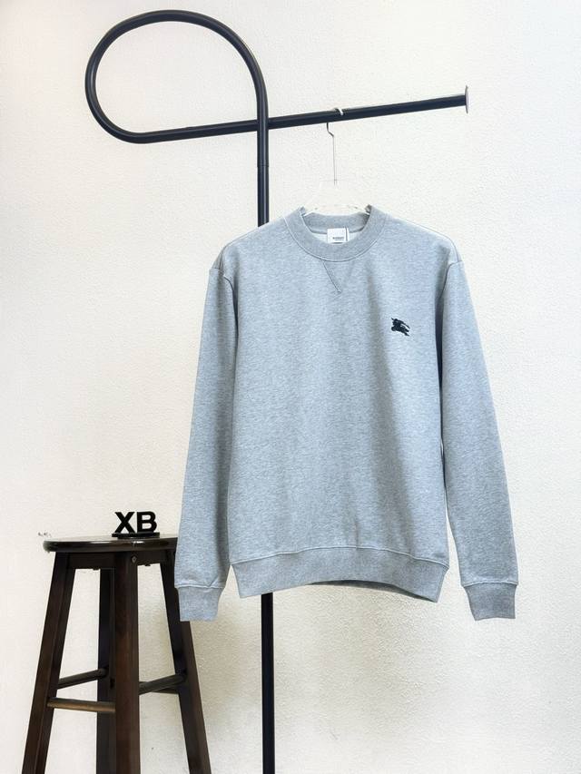 Style No. X224 Gray Burberry small chest logo embroidered round neck sweatshirt