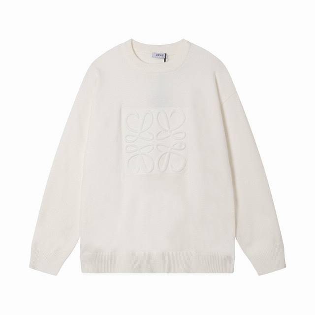 Loewe 23Ss New Anagram Embossed Front Sweater (Unisex) Founded in 1846 as a coop