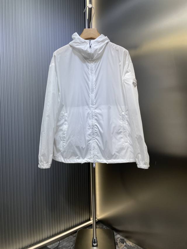 Prada functional zipper jacket DDD. Customized with elegant, lightweight recycle