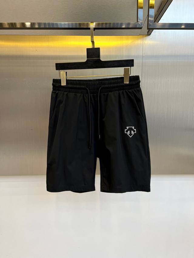 Descente, 2025Ss new summer releases, stylish casual sports shorts with logo! M