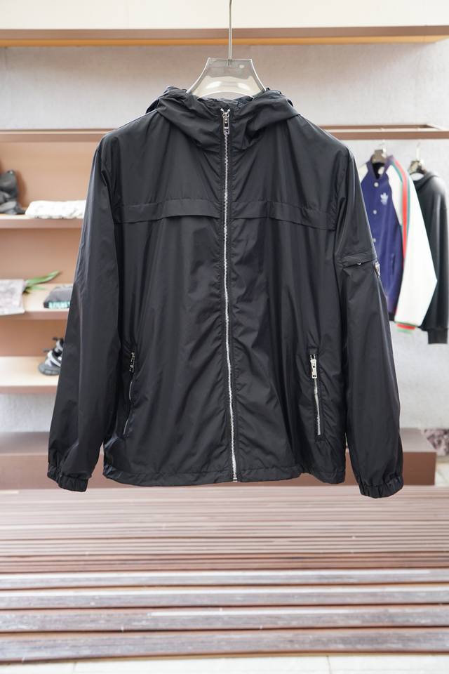 Prada-Pd 2025 new men's baseball collar jacket, made from breathable, comfortabl