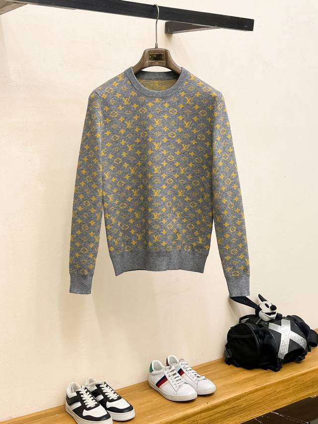 2025 Lv's new autumn/winter crewneck sweater is a high-end custom urban-inspired