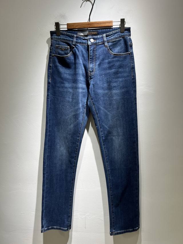 Zegna's new men's casual jeans for Spring/Summer 2025 are finally here! Availabl