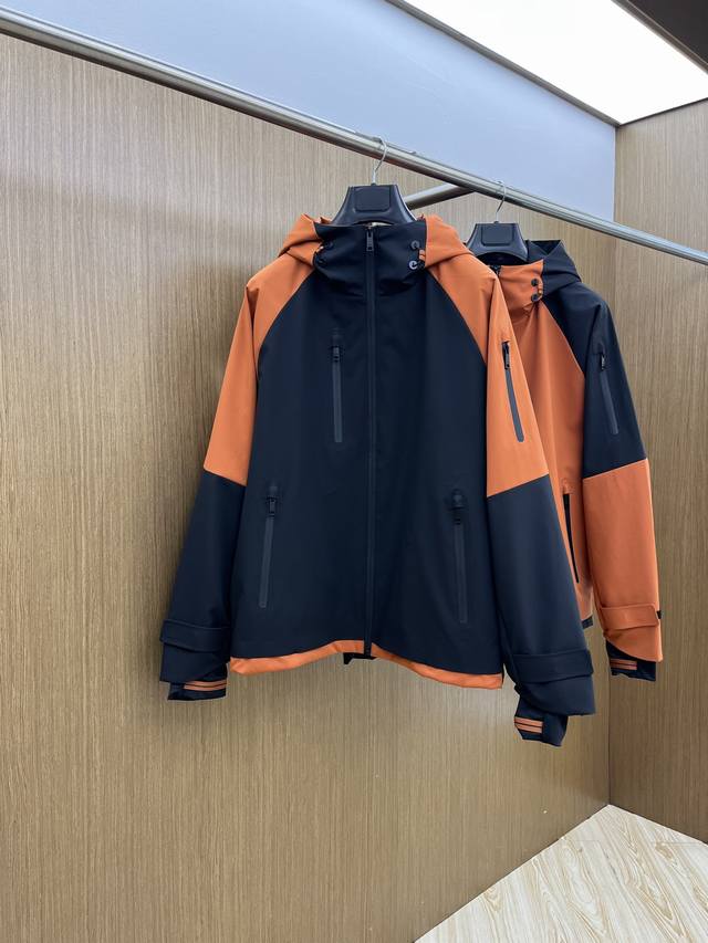Zegna's new Fall/Winter 25 collection features an outdoor hoodie. A pioneering