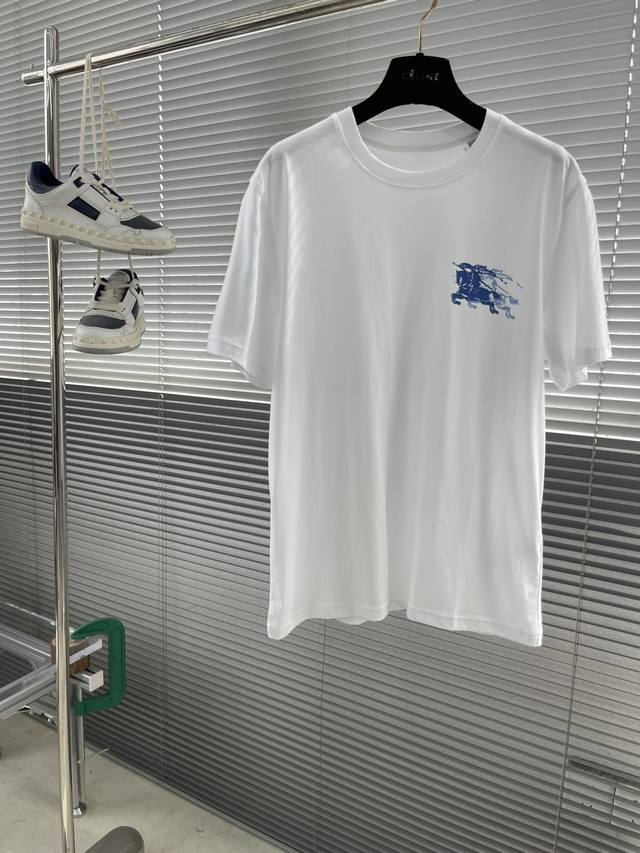 Bbr A short-sleeved cotton T-shirt with logo print details. Made of custom-woven