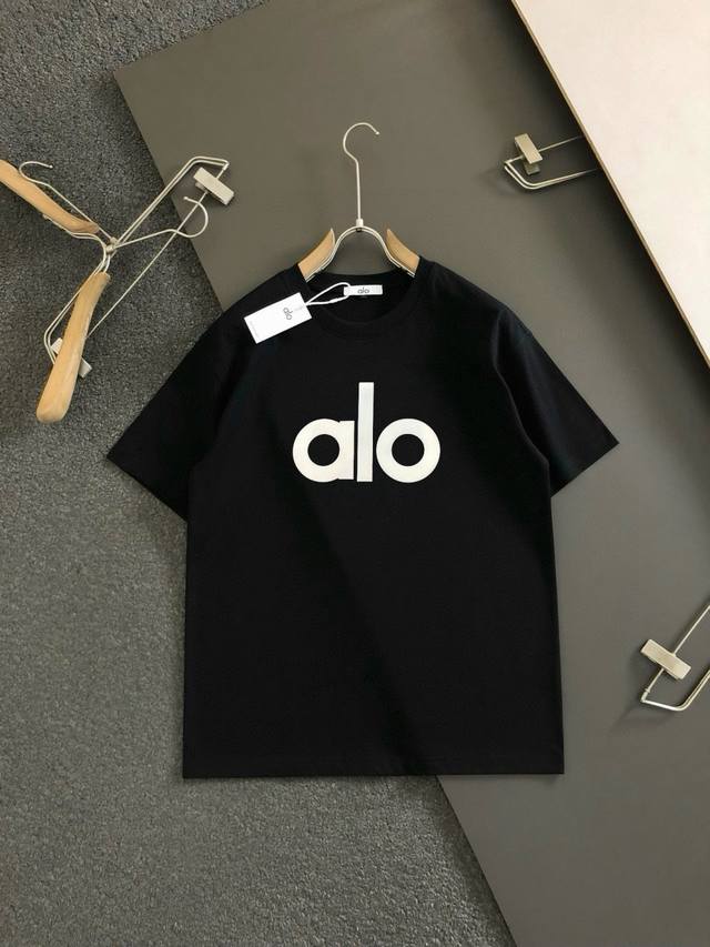 Alo's new 2025 Spring/Summer collection debuts in the latest short-sleeved, crew