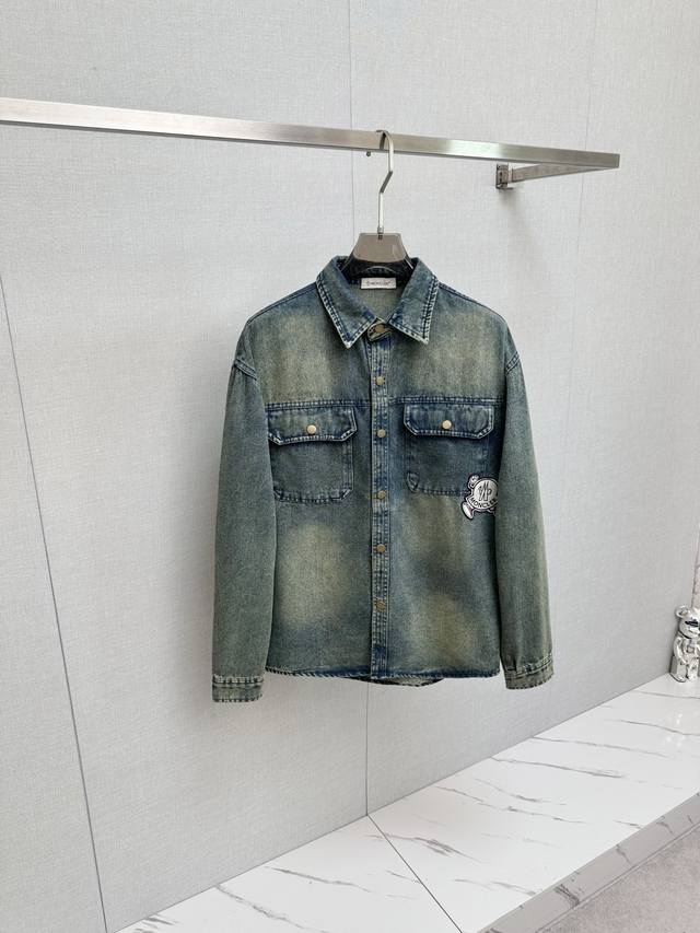 Mo A very popular denim jacket for young people, a hot seller in European and Am