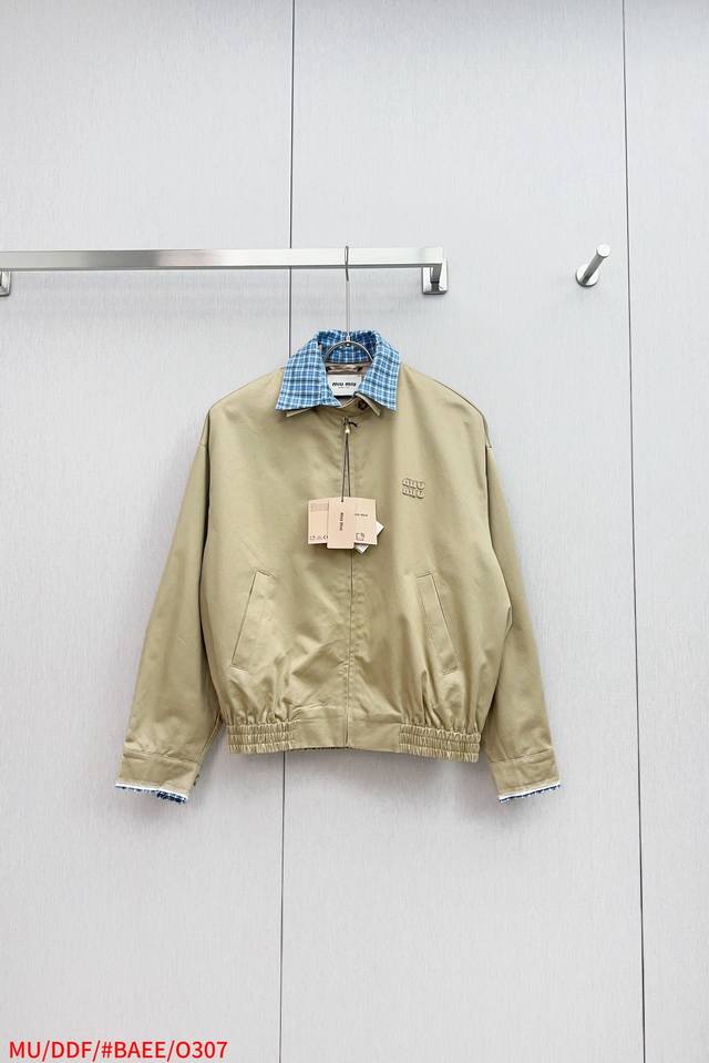 O307 Mu Miu Miu 25Ss Check Faux Two-Piece Jacket This custom-woven, custom-dyed,