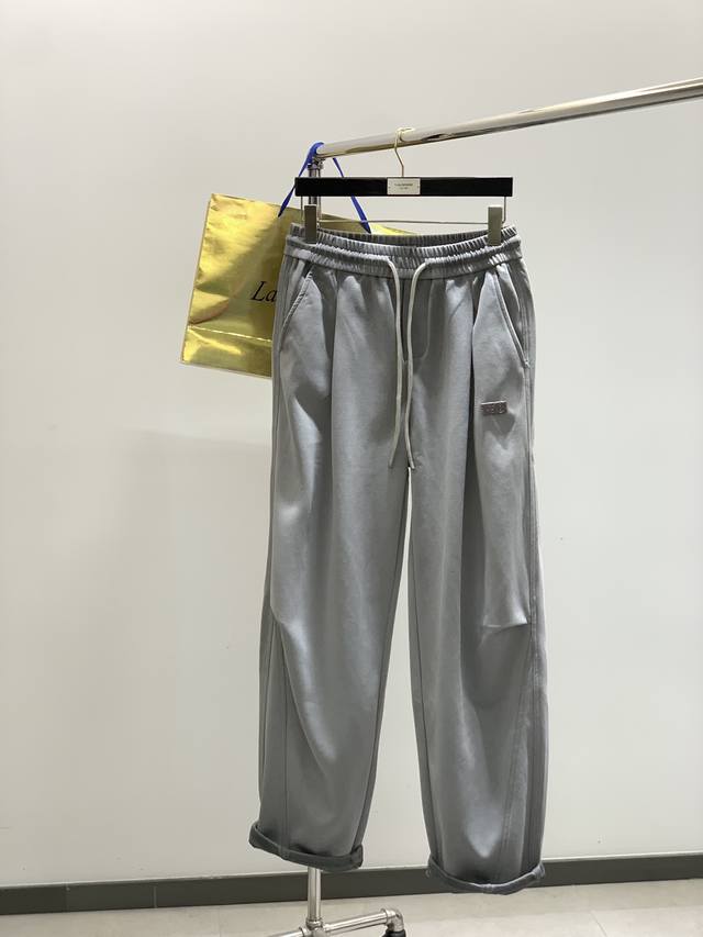 Maison Margiela, the latest product for autumn 2025, fashionable casual pants, a