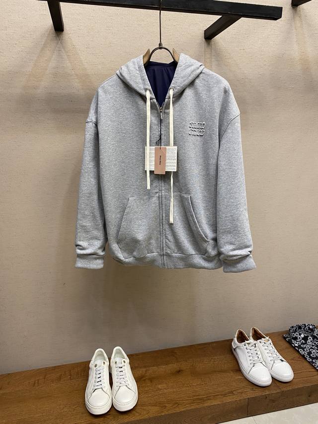 Miu Miu 25Fw Reversible Hoodie The knit side is made of 400g M2 heavyweight doub