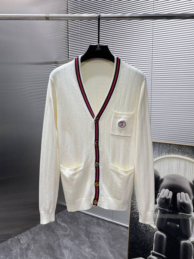 Gucci's new Autumn/Winter 2025 wool blend long-sleeved cardigan sweater is a hig
