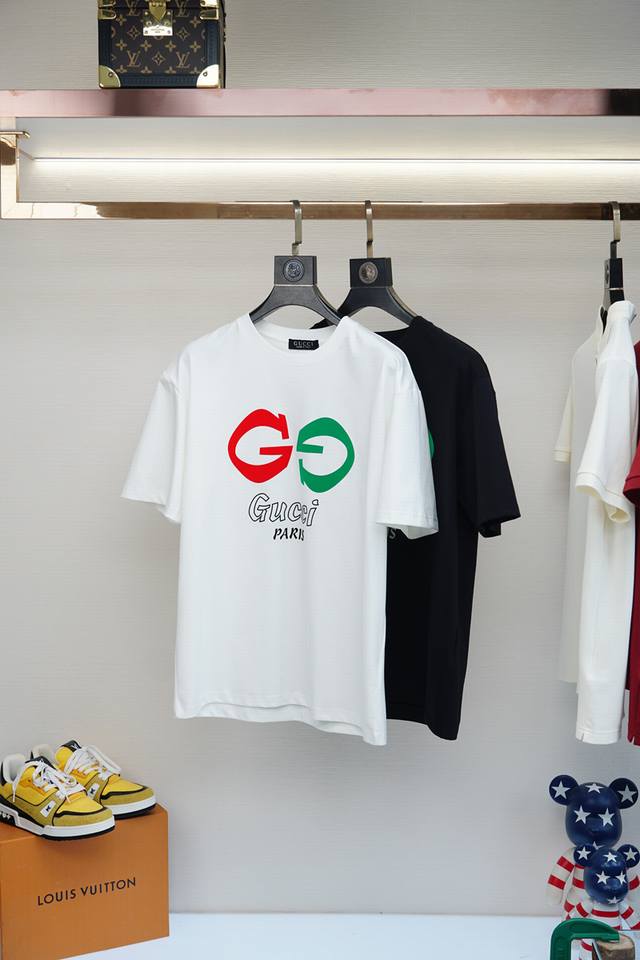 Gucci - 2025Ss new collection P men's short-sleeved shirt with a stylish classic