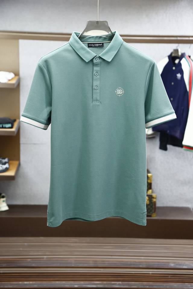 Dg-New Arrival from the Spring/Summer 2025 Collection This polo shirt is crafted