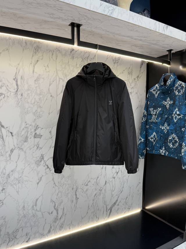 Lv Autumn 2025 latest fashion designer jacket. Detailed and crafted, this jacket