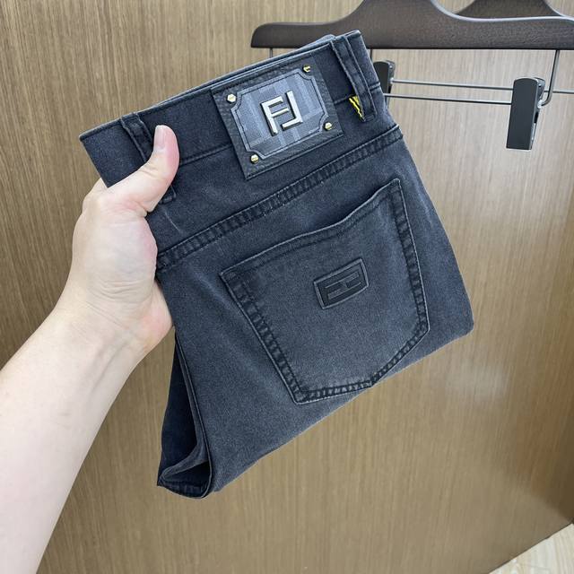 Fd High-end custom jeans, the latest thin jeans for early spring 2025, are now a