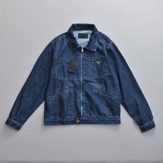 Prada counter same style denim jacket Size: S to Xl Model: 1118026Fzl DDD