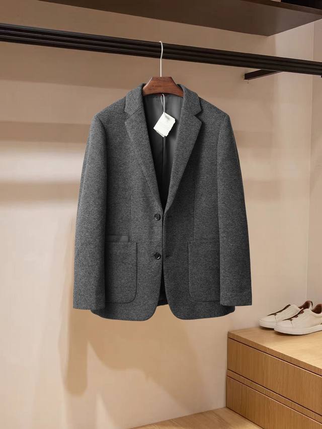 Brunello Cucinelli suits are one of BC's flagship products. This brand's cashmer
