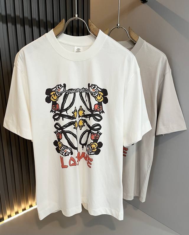 Loe*We's new Spring/Summer 2025 unisex short-sleeved T-shirts, sourced from Ital