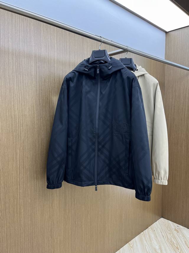 Autumn/Winter Bbr 2530Ss Early Fall New Release Burberry Hooded Jacket, a hot fa