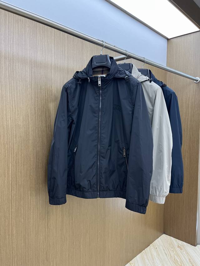 Autumn/Winter Bbr 2530Ss Early Fall New Release Burberry Hooded Jacket, a hot-se
