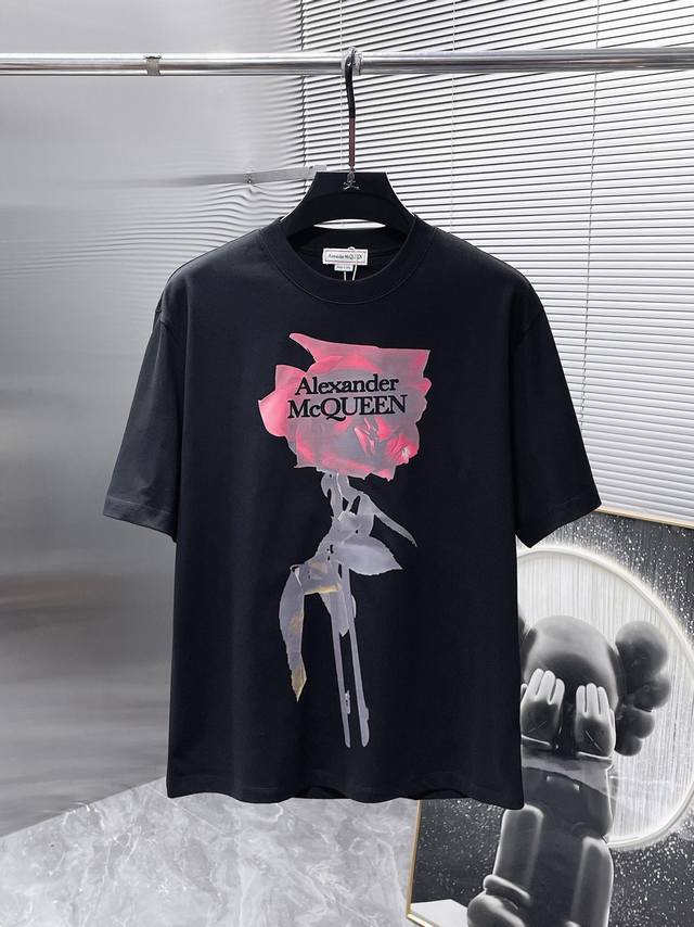 McQueen's new 2025 round-neck short-sleeved T-shirt, a high-end version! Custom