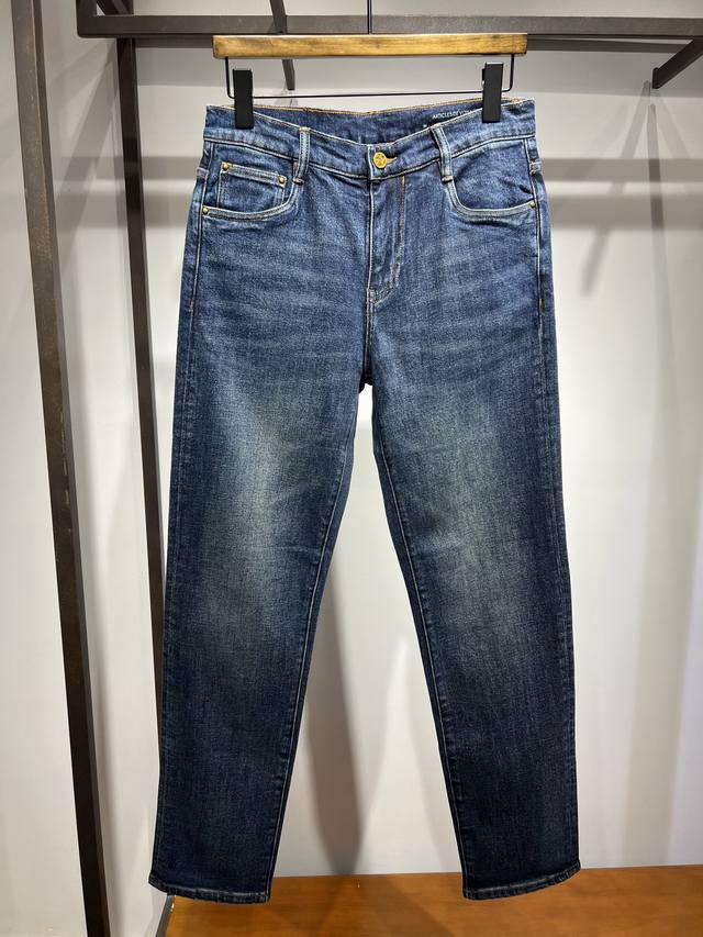 New model, soft, comfortable, breathable and stretchy small straight jeans, siz