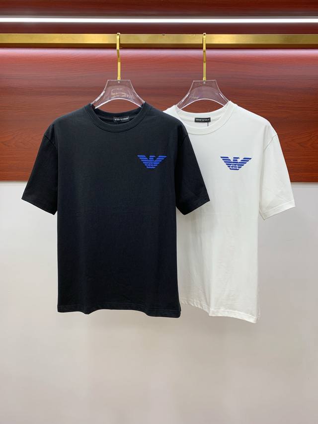 Ss Armani's latest pure cotton fabric features a classic logo pattern on a styli