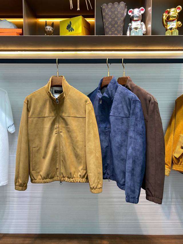 Lfw's new autumn/winter imported eco-friendly suede stand-up collar jacket. This