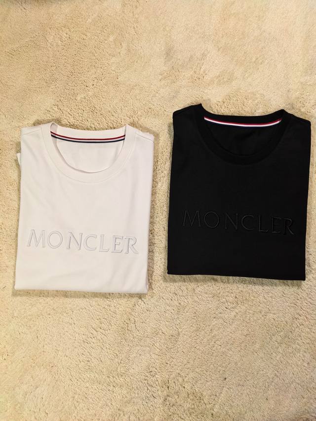 New arrival from Momcler, the 2025Aw Fall/Winter collection. This basic men's c