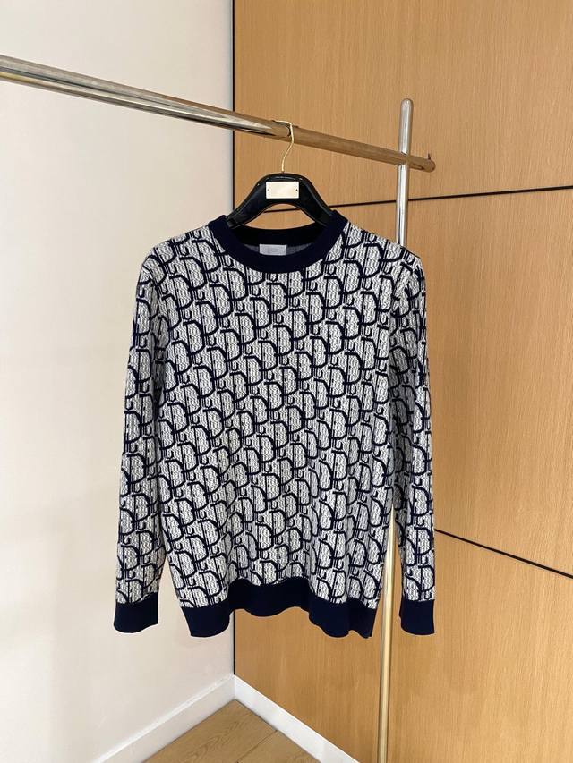 Dior's 2025 sweater, the latest fall and winter style! High-quality Italian fabr