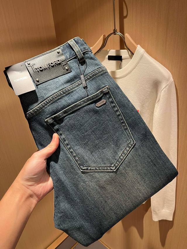 Tom Ford's 2025 Spring/Summer collection is on sale! High-end, versatile denim,