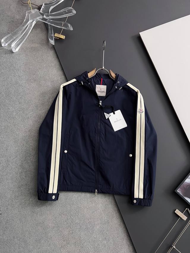Gucc* 2025 Autumn/Winter new thin cotton jacket. Original 1:1 custom hardware. A