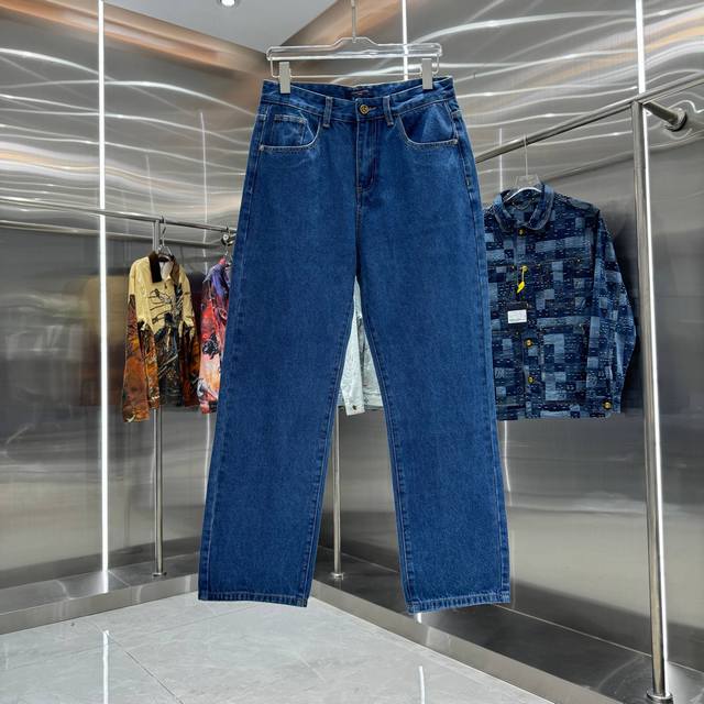 Lv Louis back pocket lettering laminated straight-leg jeans come in different wa