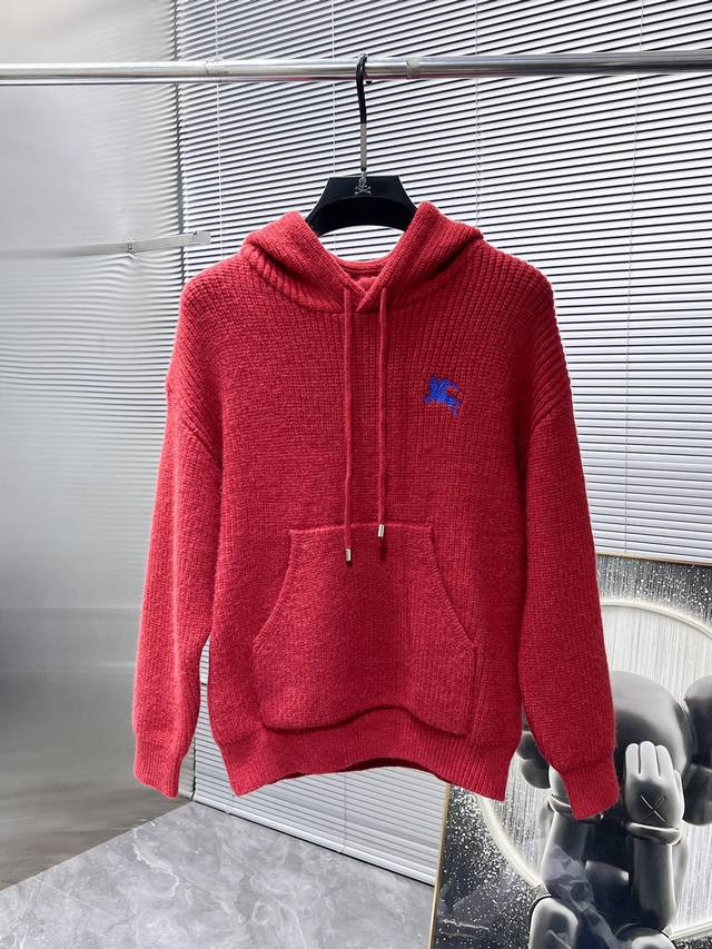 Burberry's premium 2025Ss wool blend long-sleeved sweater is a high-end base lay
