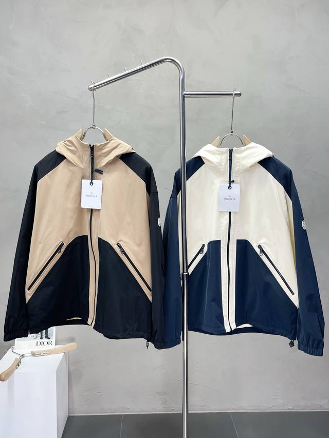Exclusively from Moncler, we offer the latest and most fashionable fall/winter