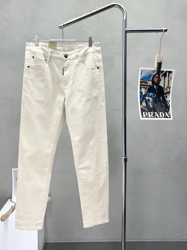 Burberry's exclusive new, high-end casual jeans! Custom-made, breathable and co