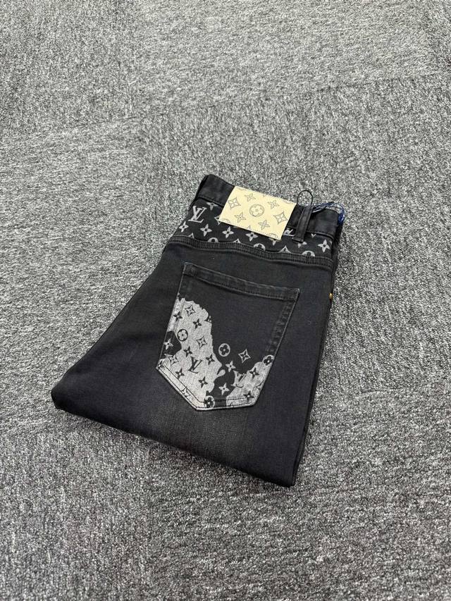 Lv new arrivals! 2030 Fall/Winter hot new arrivals are now available in-store. P