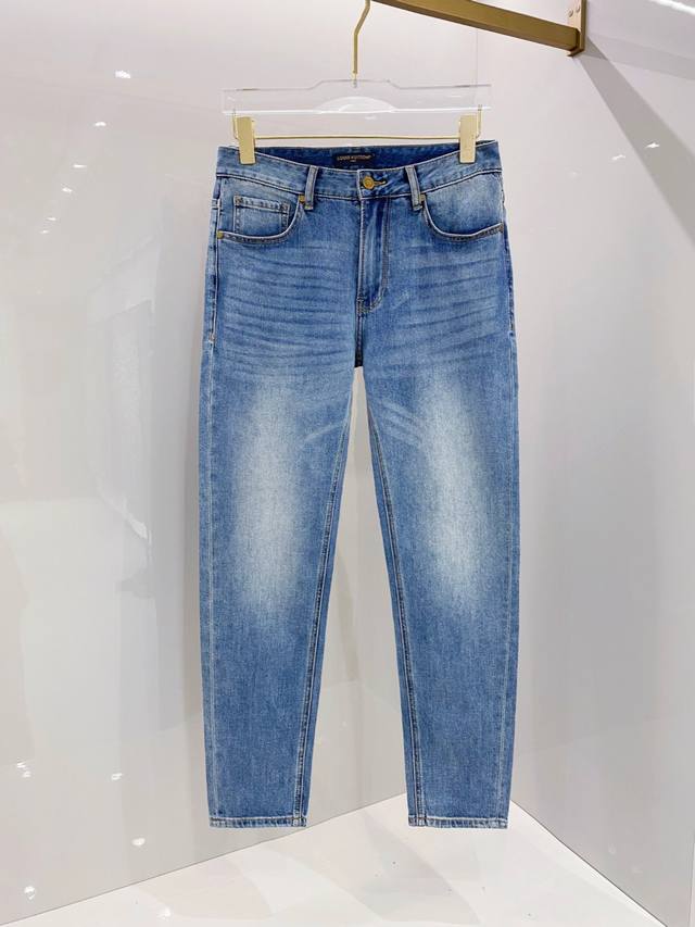Lv 2025Ss autumn and winter new slim-fit jeans with perfect washing process, cus