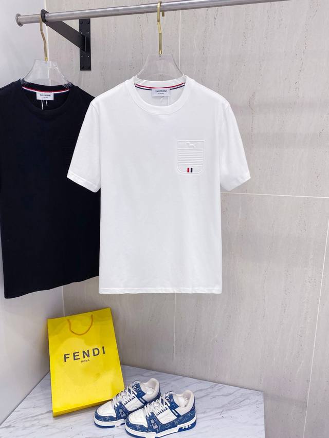 Thom Browne 25Ss Spring/Summer new release, the latest short-sleeved crew neck T
