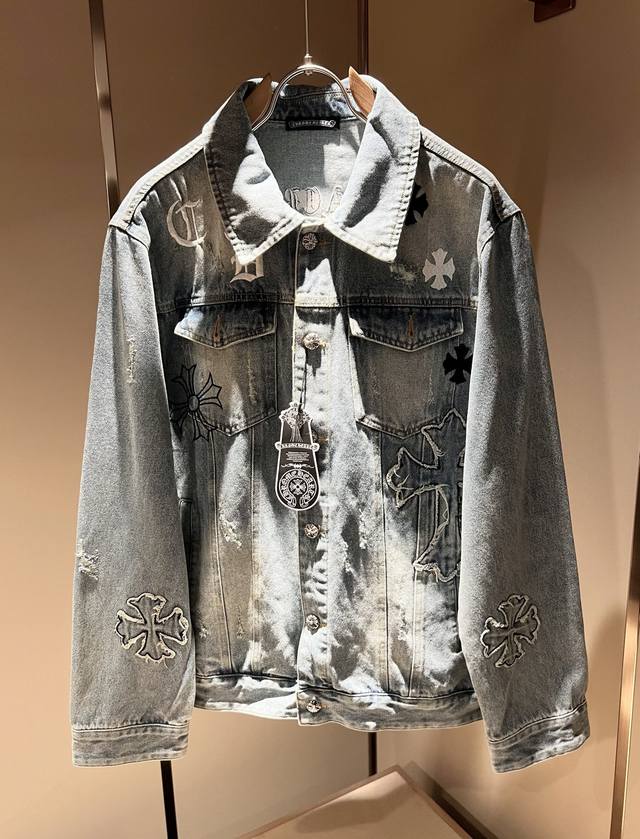 Chrome Hear*S's new 2025 early spring denim jacket features classic silver trims