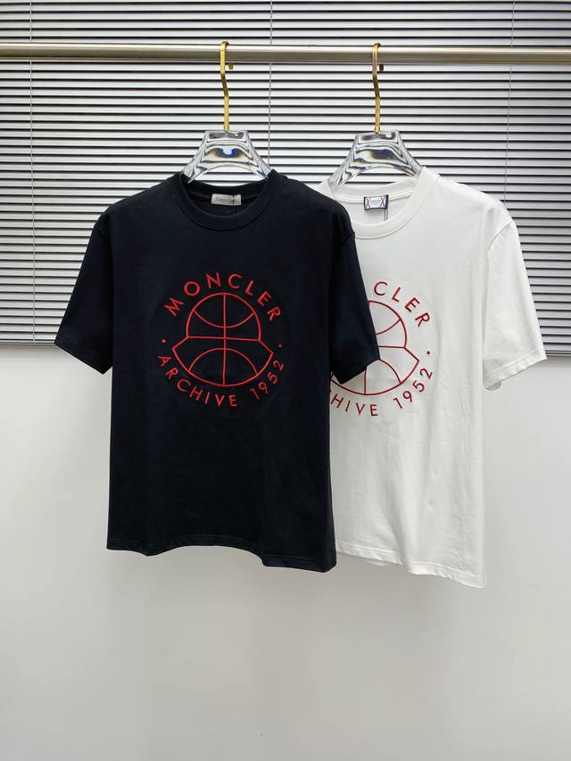 Ss Moncler's latest pure cotton fabric features a classic logo pattern on a styl