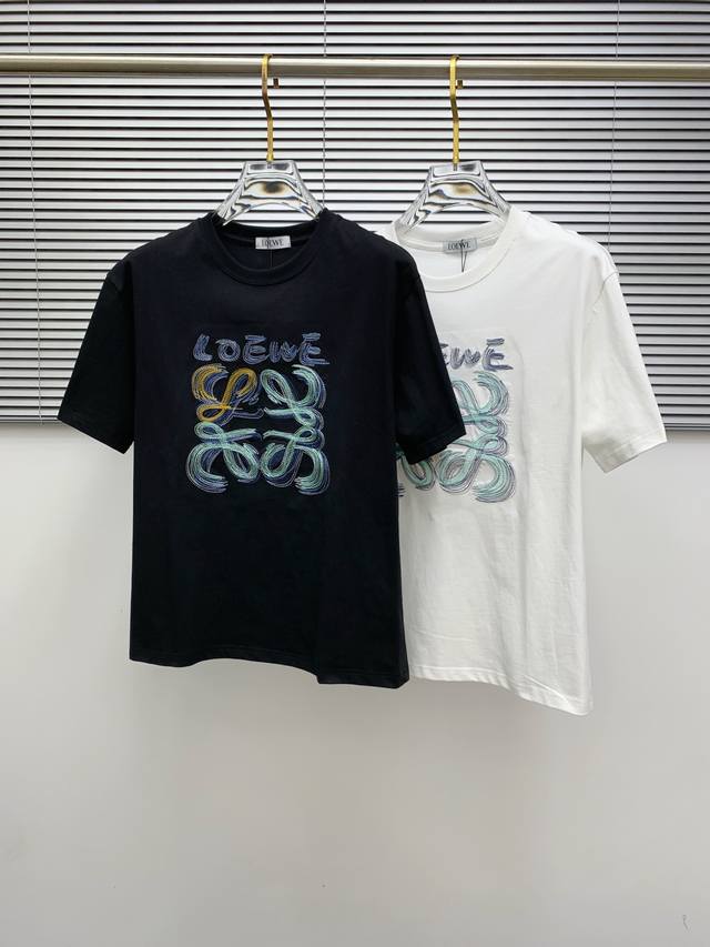 Ss Loewe's latest pure cotton fabric features a classic logo pattern on a stylis