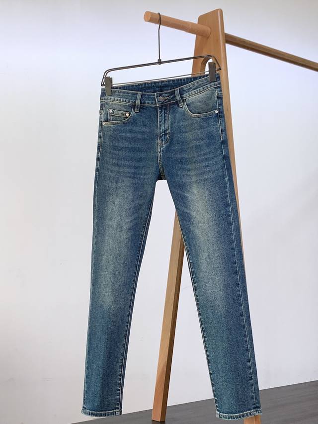 Brunello Cucinelli's new jeans for the early fall 2025 collection are high-fashi