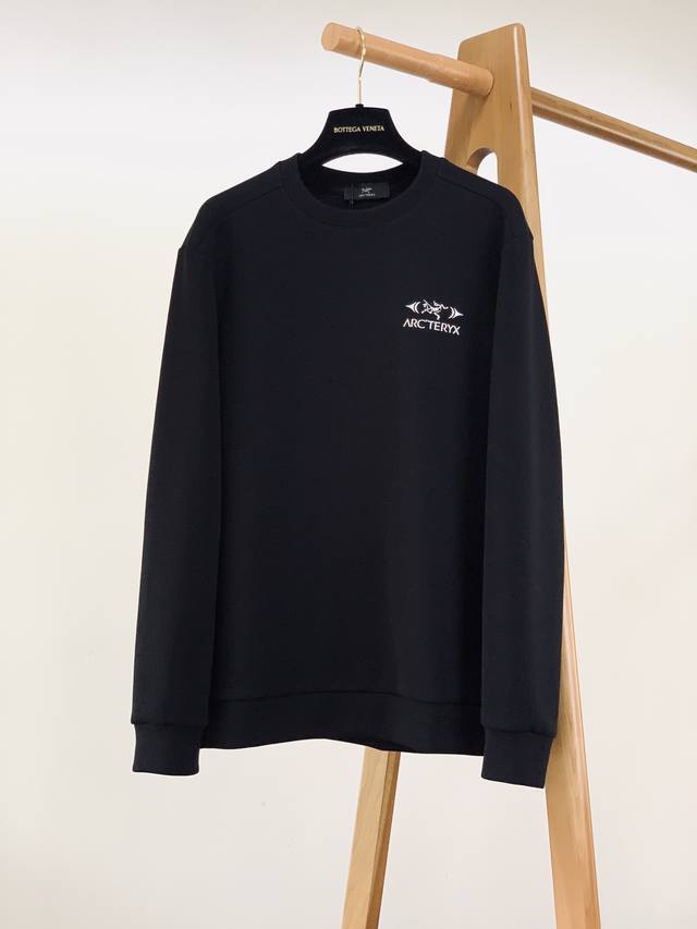 Arcteryx casual pullover sweatshirt, a must-have for high-end, stylish individu